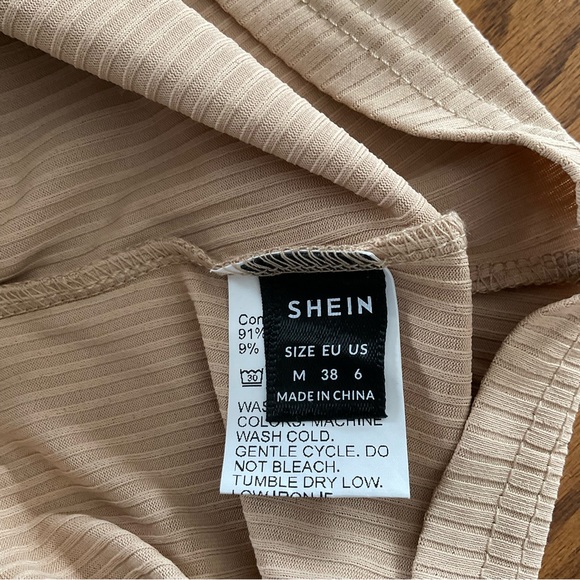 Polka Dot Chiffon Ruched Puff Sleeve Party Top, Women’s Sz M - Picture 7 of 9